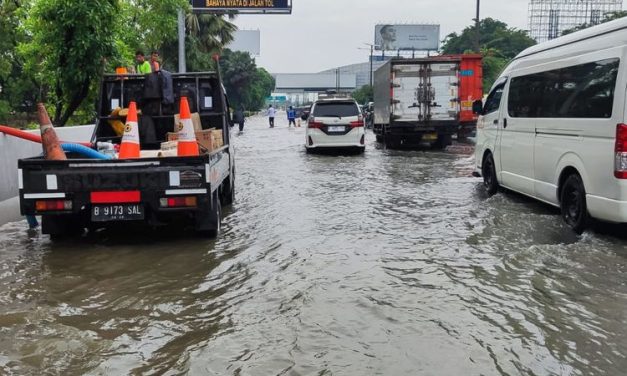 Bongkar Fakta Banjir di Jalan Tol oleh Akademisi