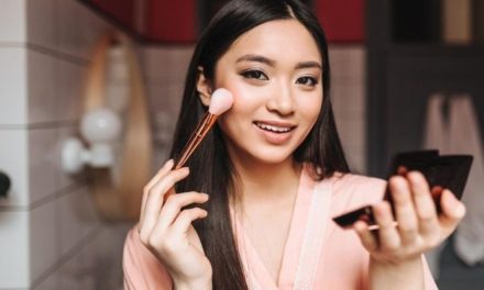 Tren Makeup Natural Yang Tetap Stylish