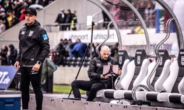 Strategi Pelatih Dalam Meningkatkan Performa Tim Sepak Bola