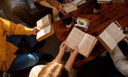 Kebiasaan Membaca Kembali Diminati Sebagai Aktivitas