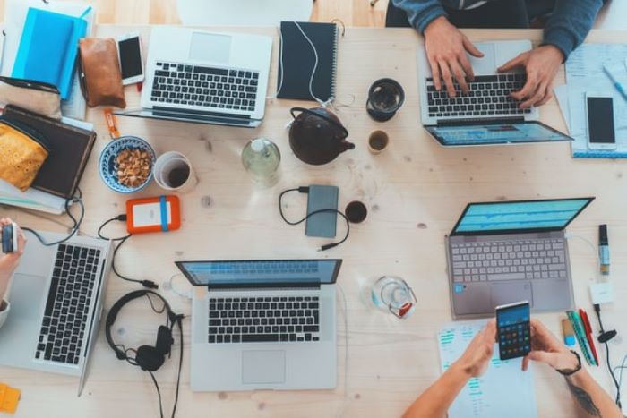 Perkembangan Aplikasi Digital Dalam Berbagai Bidang